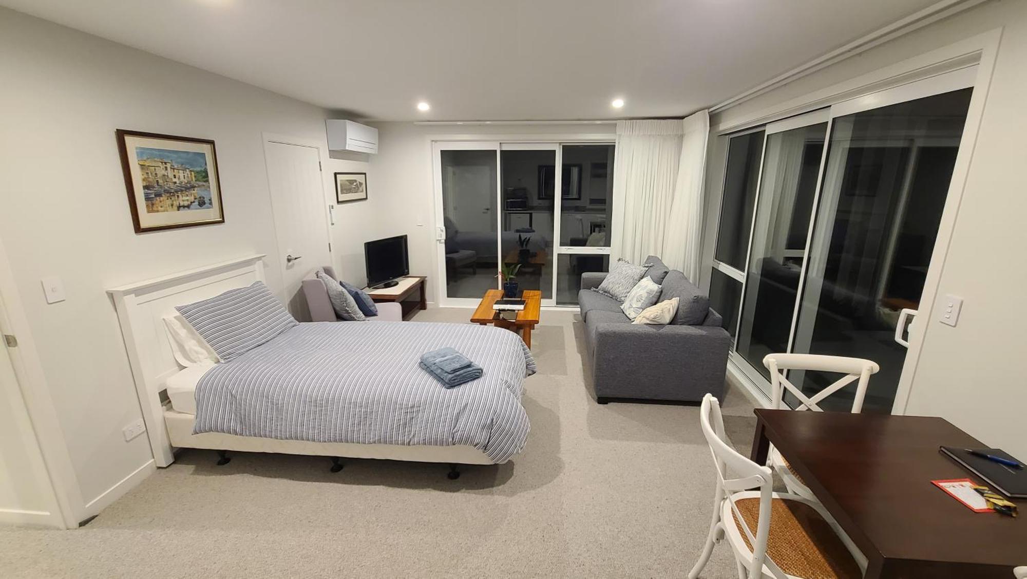 Stylish Matua Apartment Тауранга Экстерьер фото